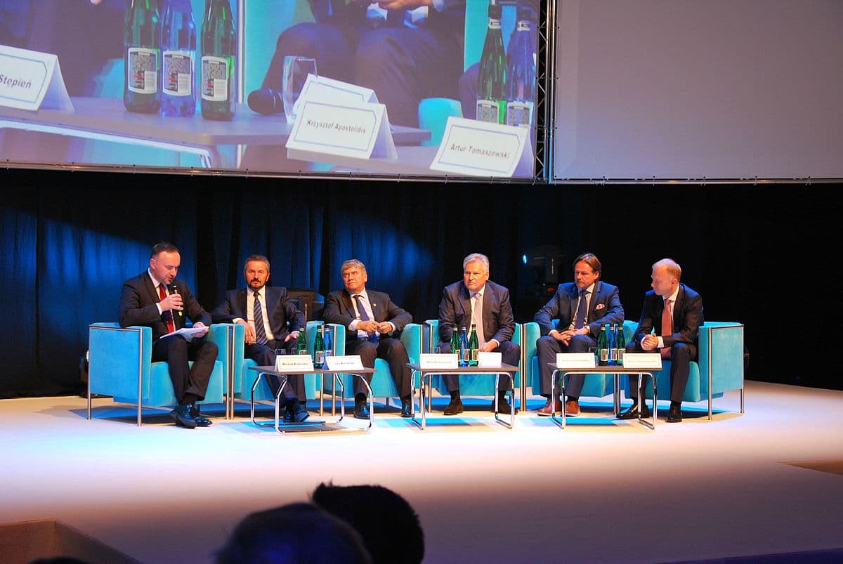 How to Book Your First Expert Session on Rafie